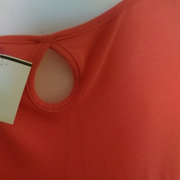 Roommates top - Picture 3 of 7